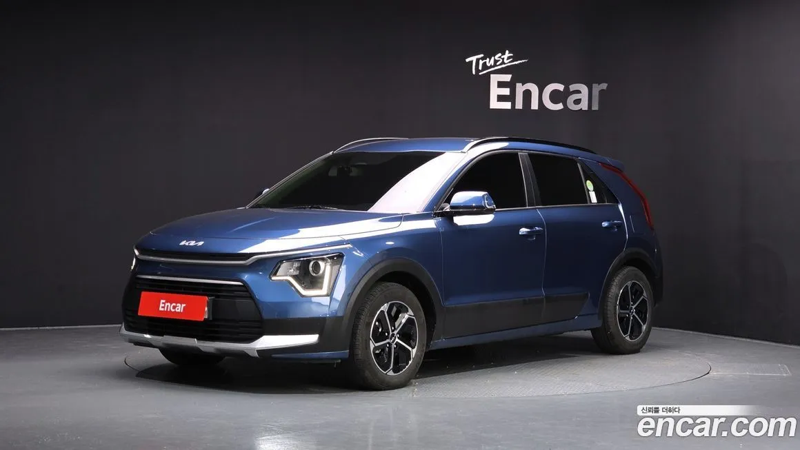 Kia Niro — фото 1