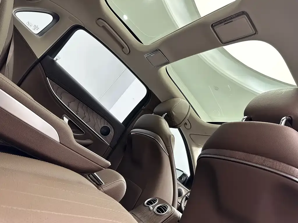 Mercedes-Benz E-Class 2022 из CN, фото 10