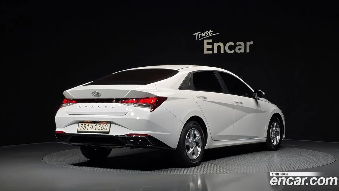 Hyundai AVANTE 2021 из KR, фото 2