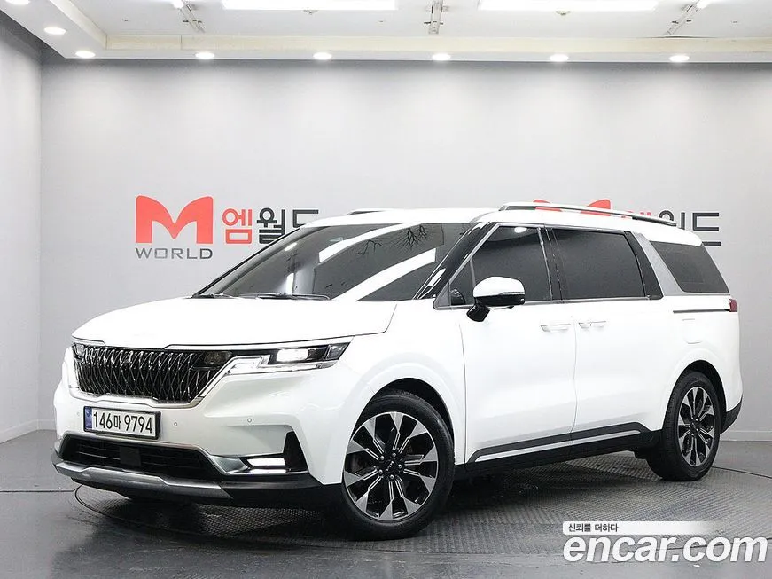 Kia Carnival — фото 1