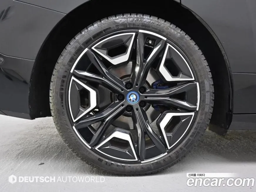 BMW iX 2022 из KR, фото 5