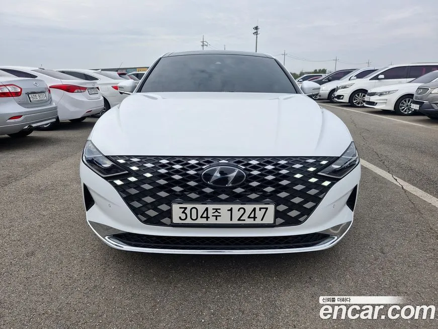 Hyundai Grandeur — фото 1