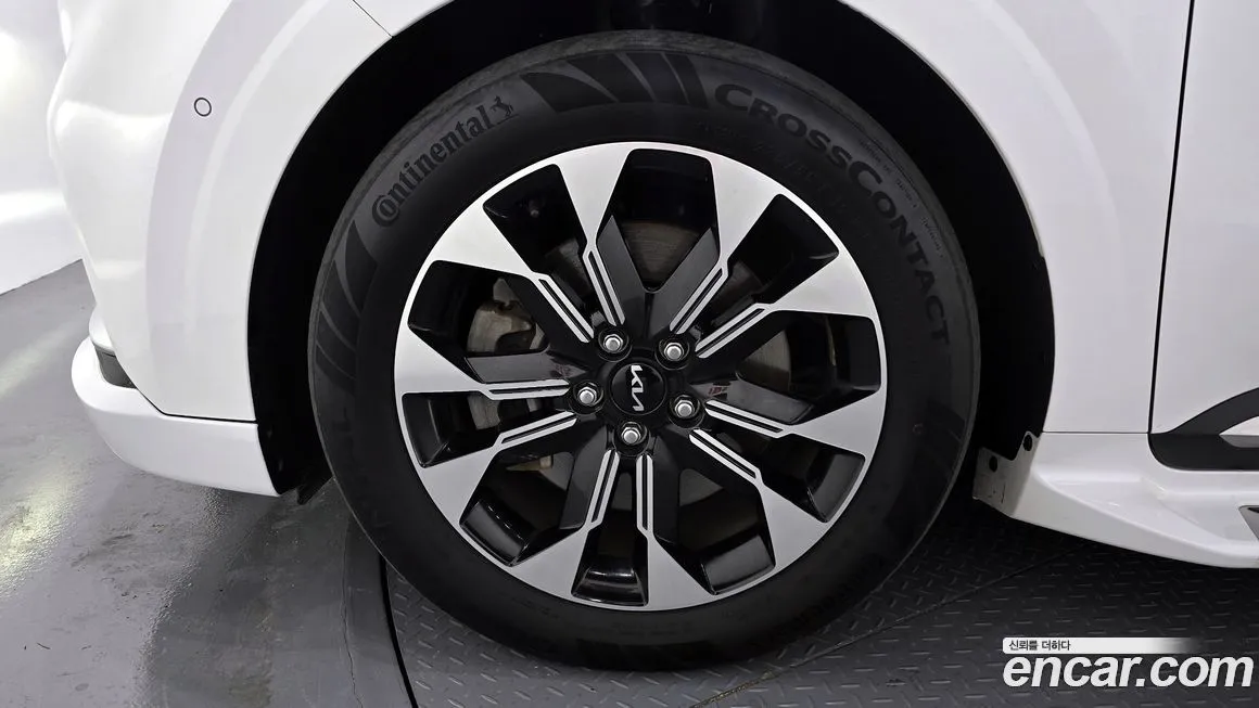 Kia Carnival 2023 из KR, фото 5