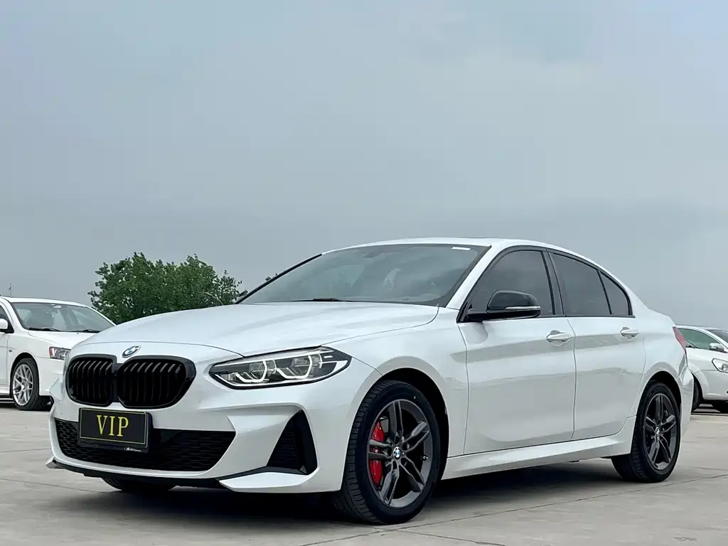 BMW 1 Series — фото 1
