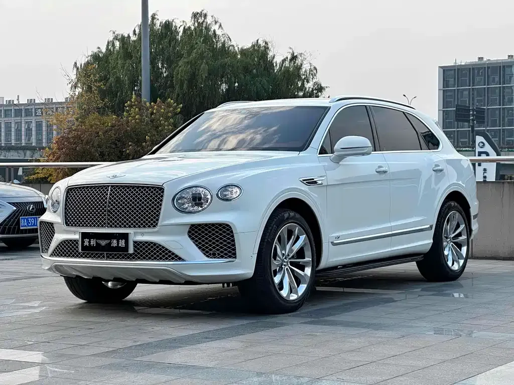 Bentley Bentayga 2021 из CN, фото 1