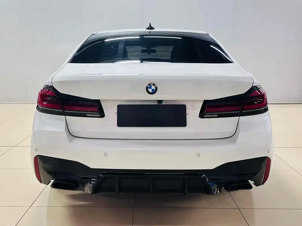 BMW 5 Series — фото 2