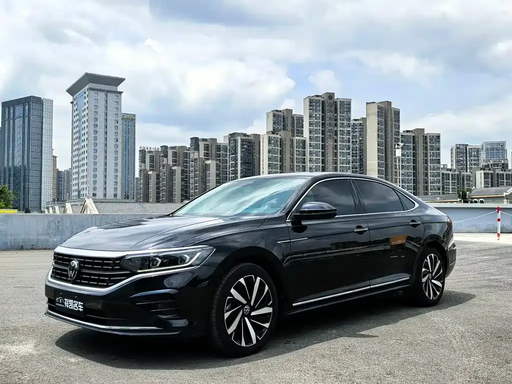 Volkswagen Passat 2023 из CN, фото 1
