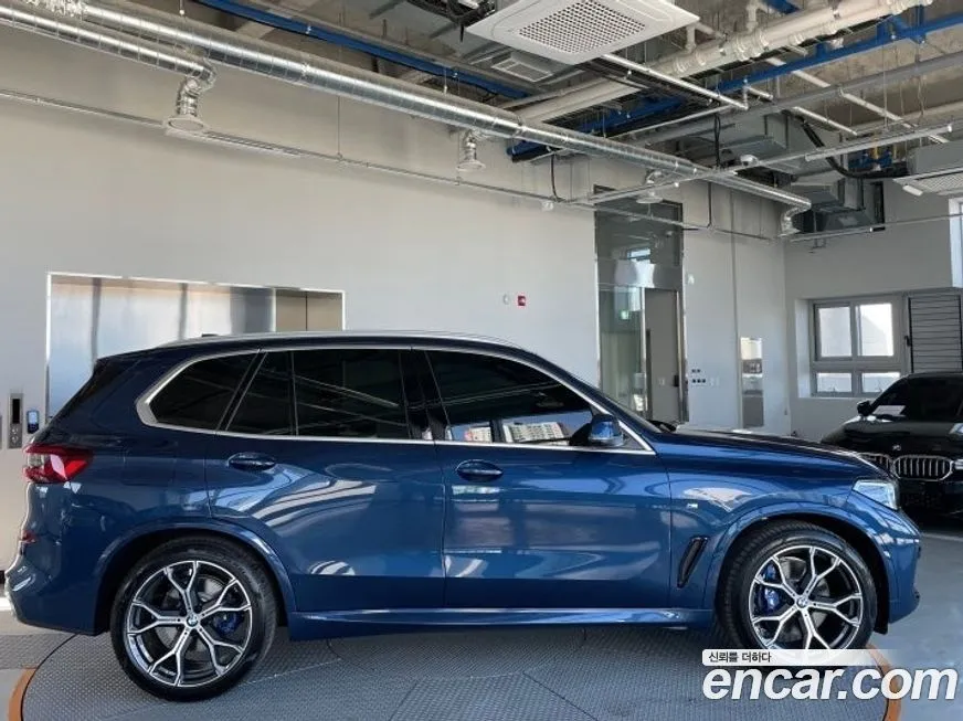 BMW X5 2023 из KR, фото 3