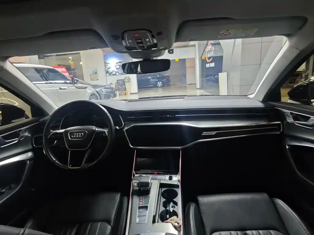 Audi A6L 2022 из CN, фото 4