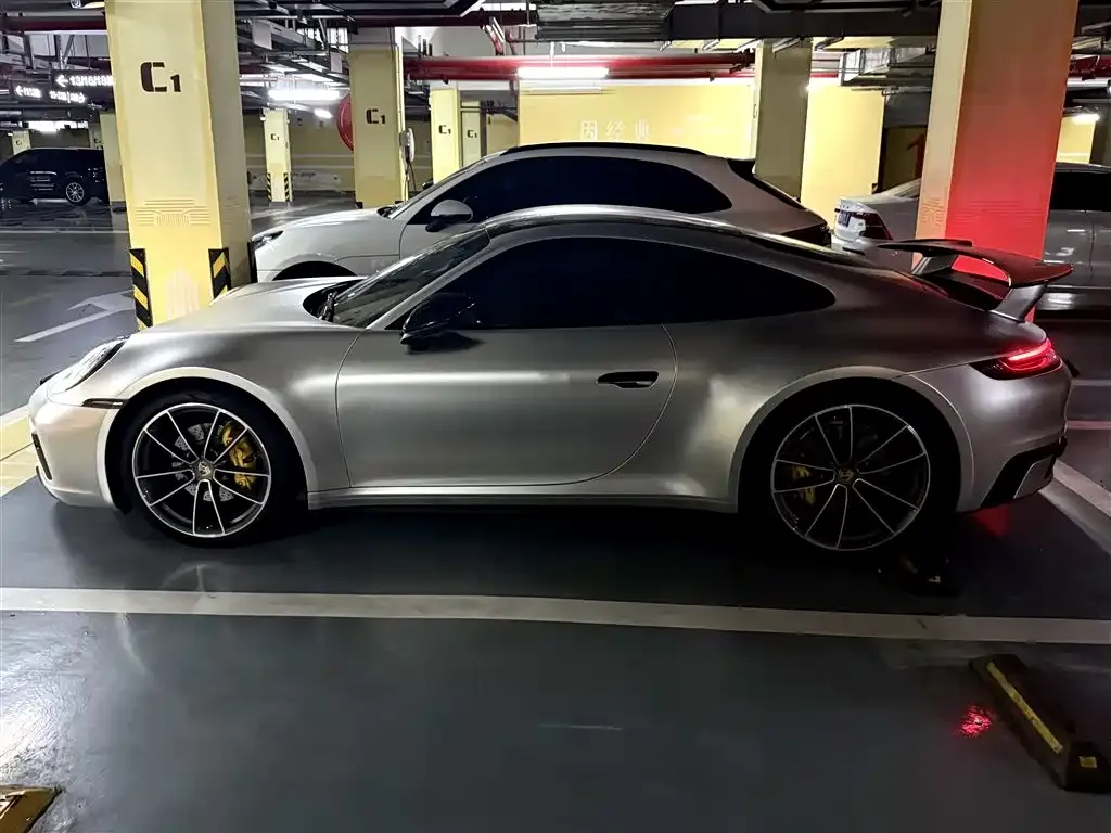 Porsche 911 2025 из CN, фото 5