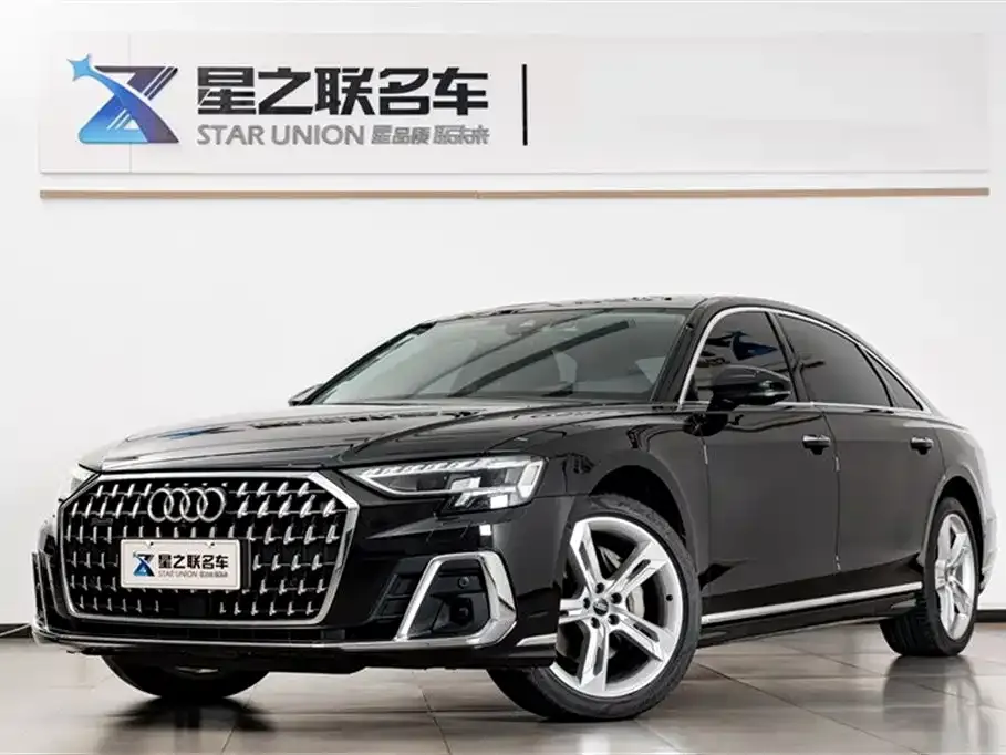 Audi A8 — фото 2