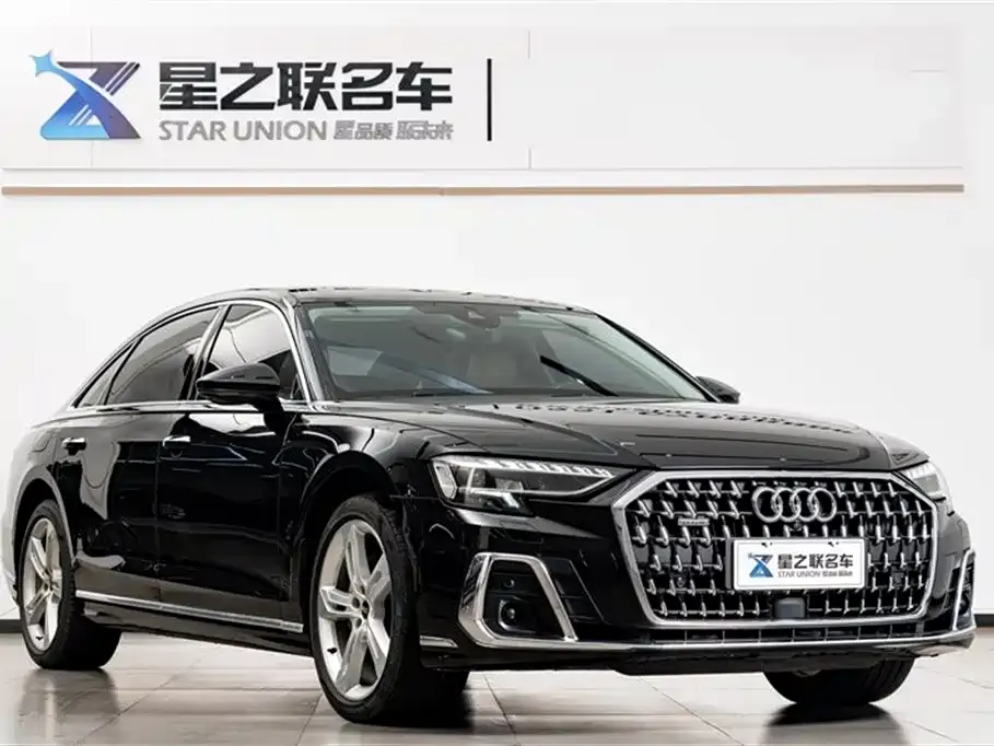 Audi A8 — фото 6