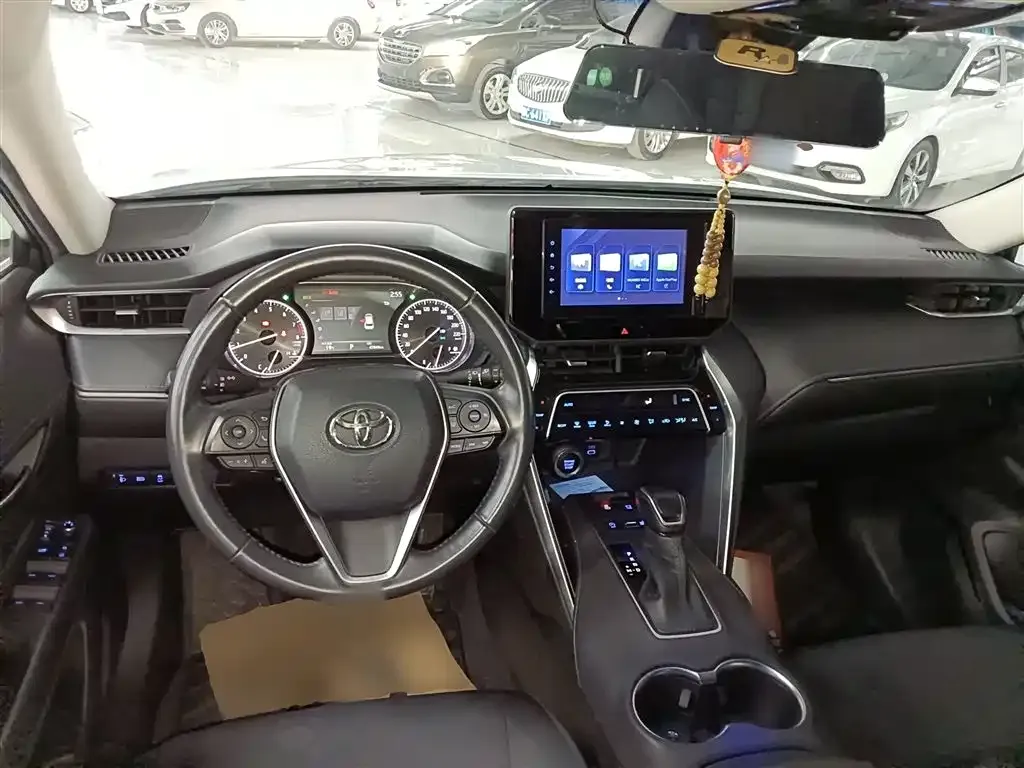 Toyota Harrier 2023 из CN, фото 10