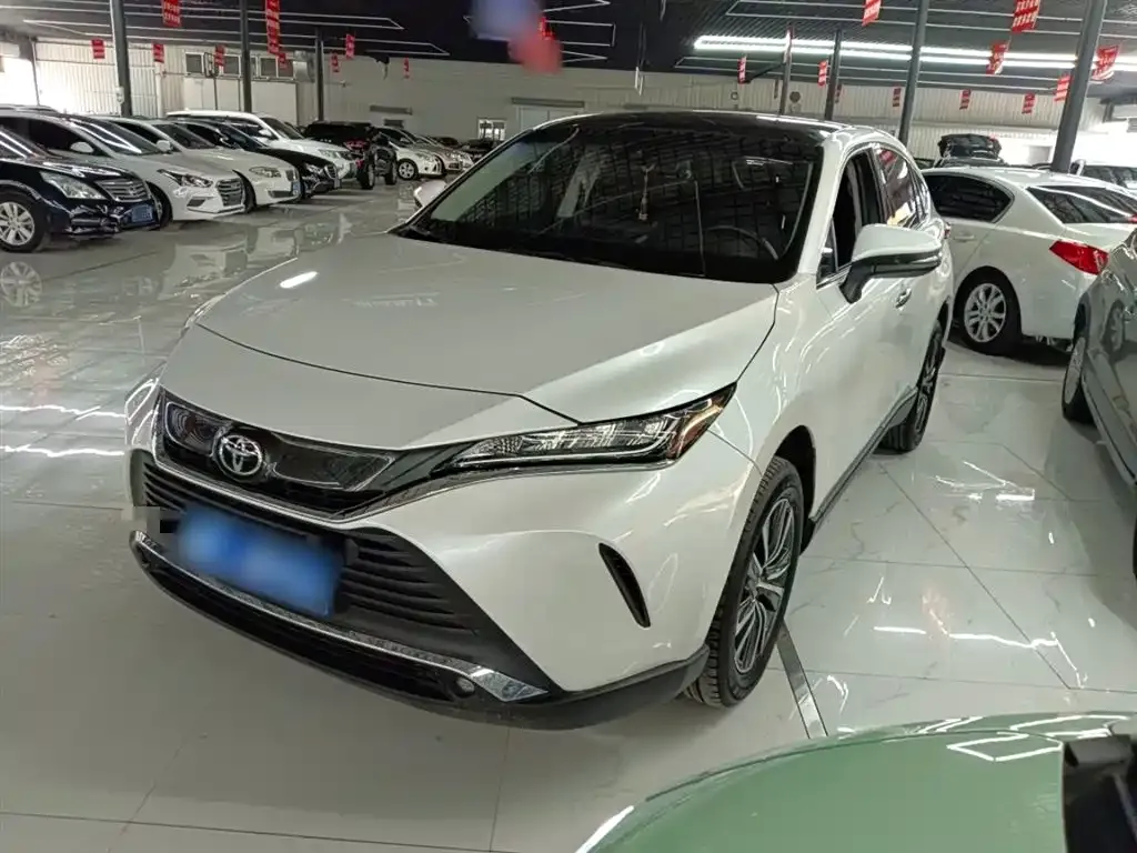 Toyota Harrier 2023 из CN, фото 2