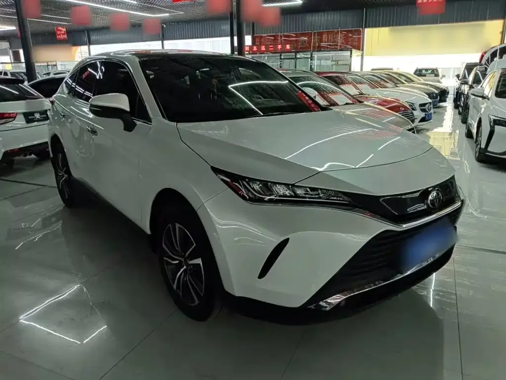 Toyota Harrier 2023 из CN, фото 4