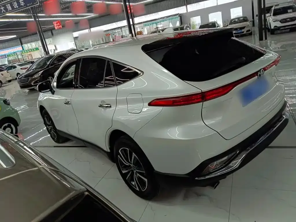 Toyota Harrier 2023 из CN, фото 5