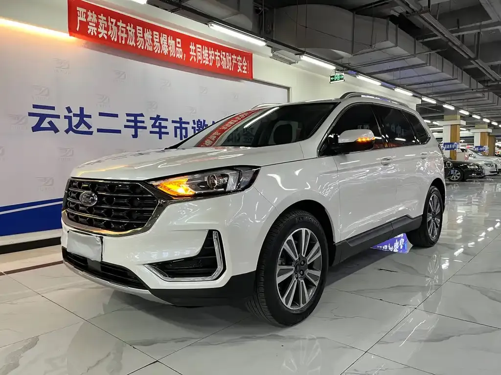 Ford Edge 2022 из CN, фото 2