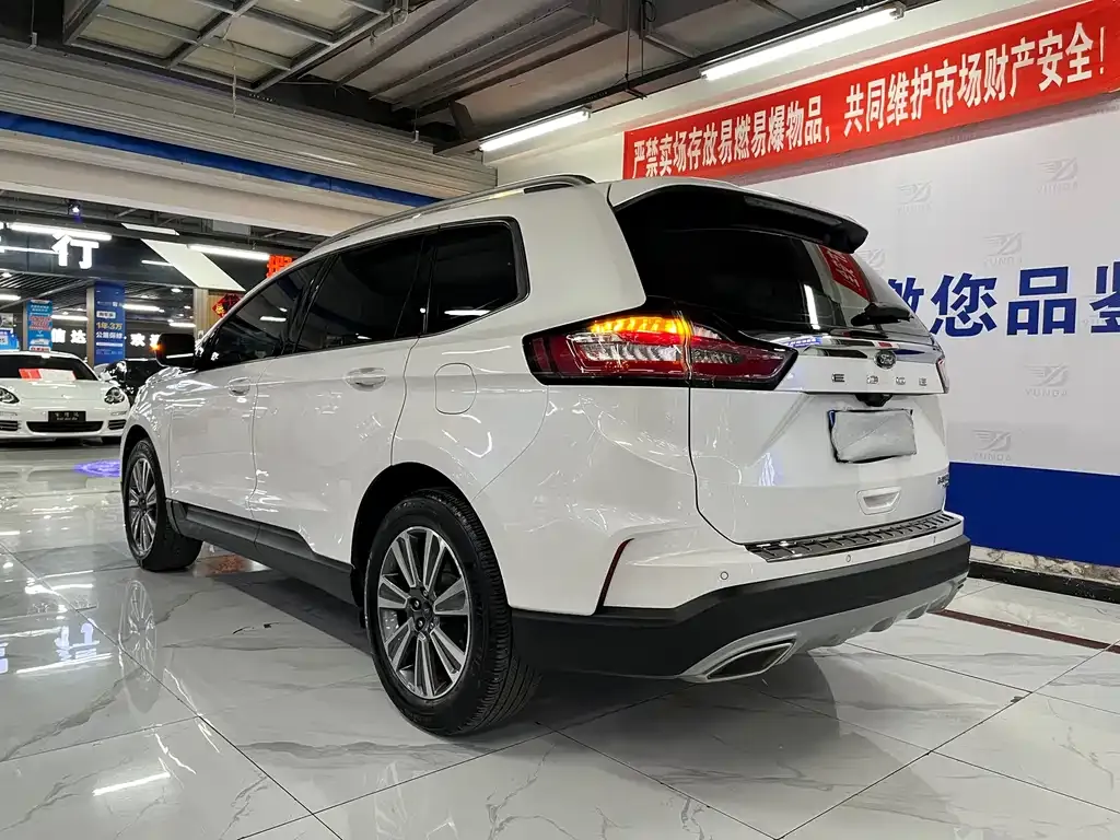 Ford Edge 2022 из CN, фото 3