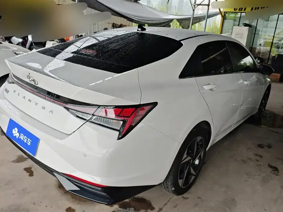 Hyundai Elantra 2023 из CN, фото 3