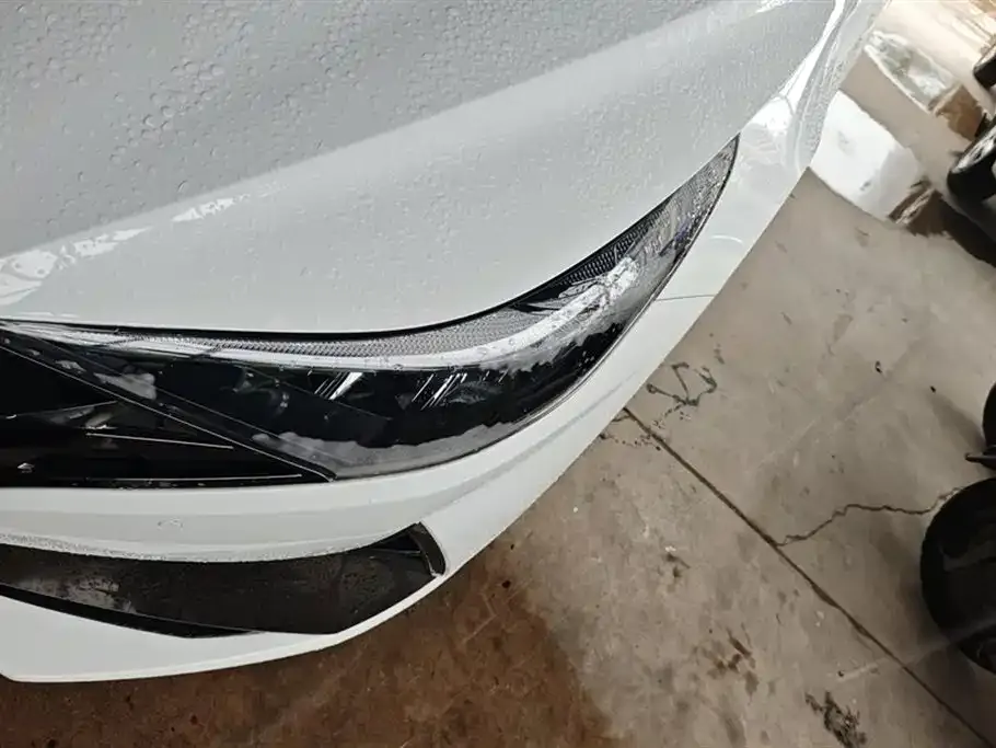 Hyundai Elantra 2023 из CN, фото 5