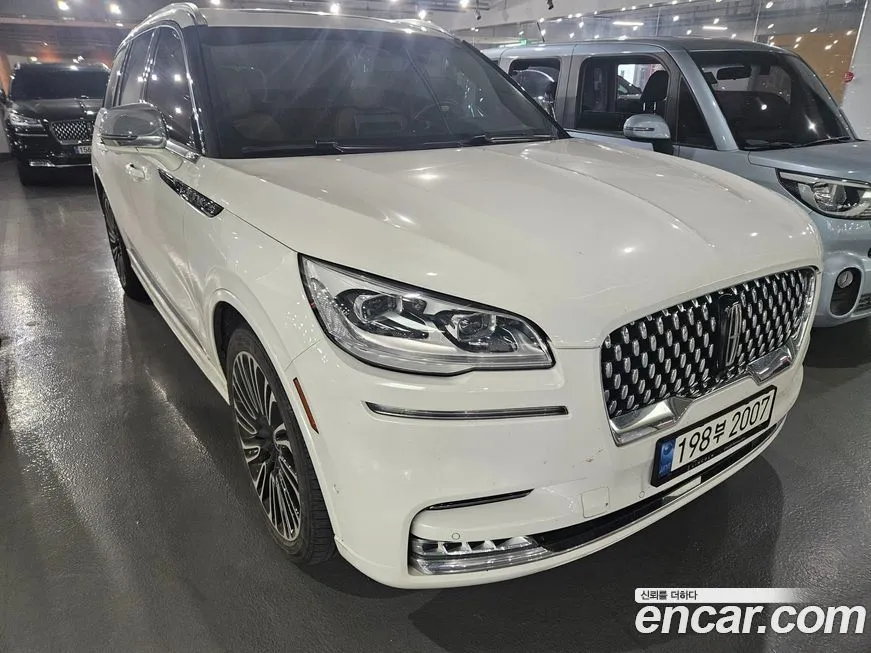 Lincoln Aviator — фото 1