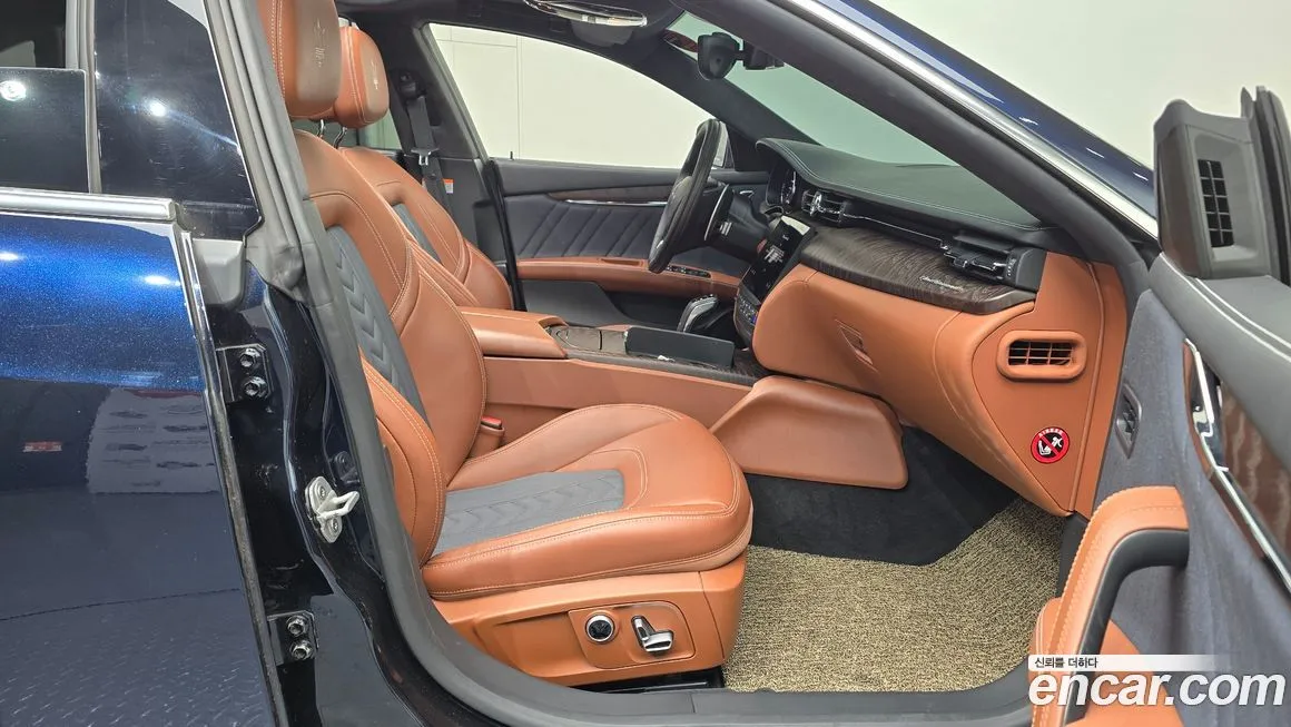 Maserati Quattroporte 2021 из KR, фото 10