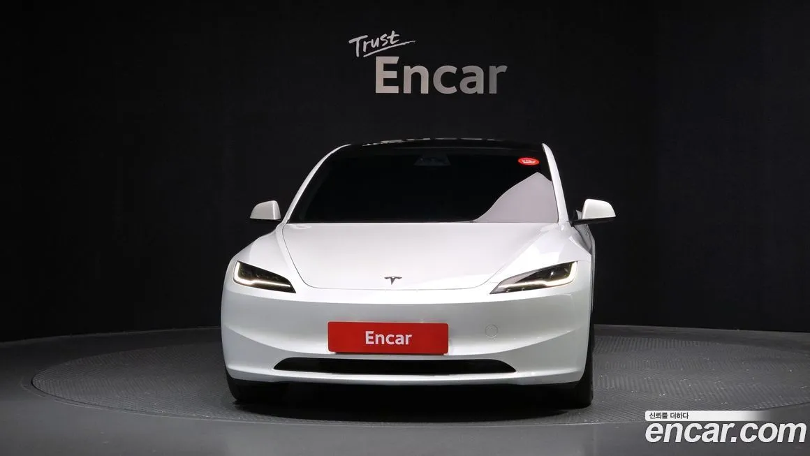 Tesla Model 3 — фото 3