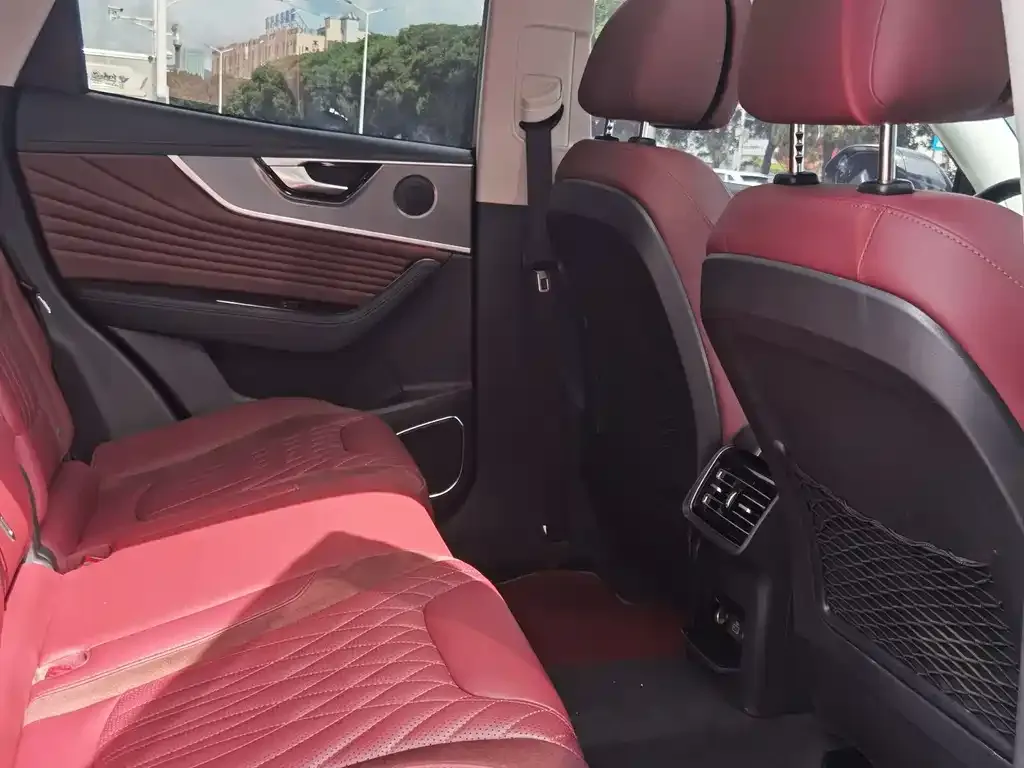 Hongqi HS5 2023 из CN, фото 9