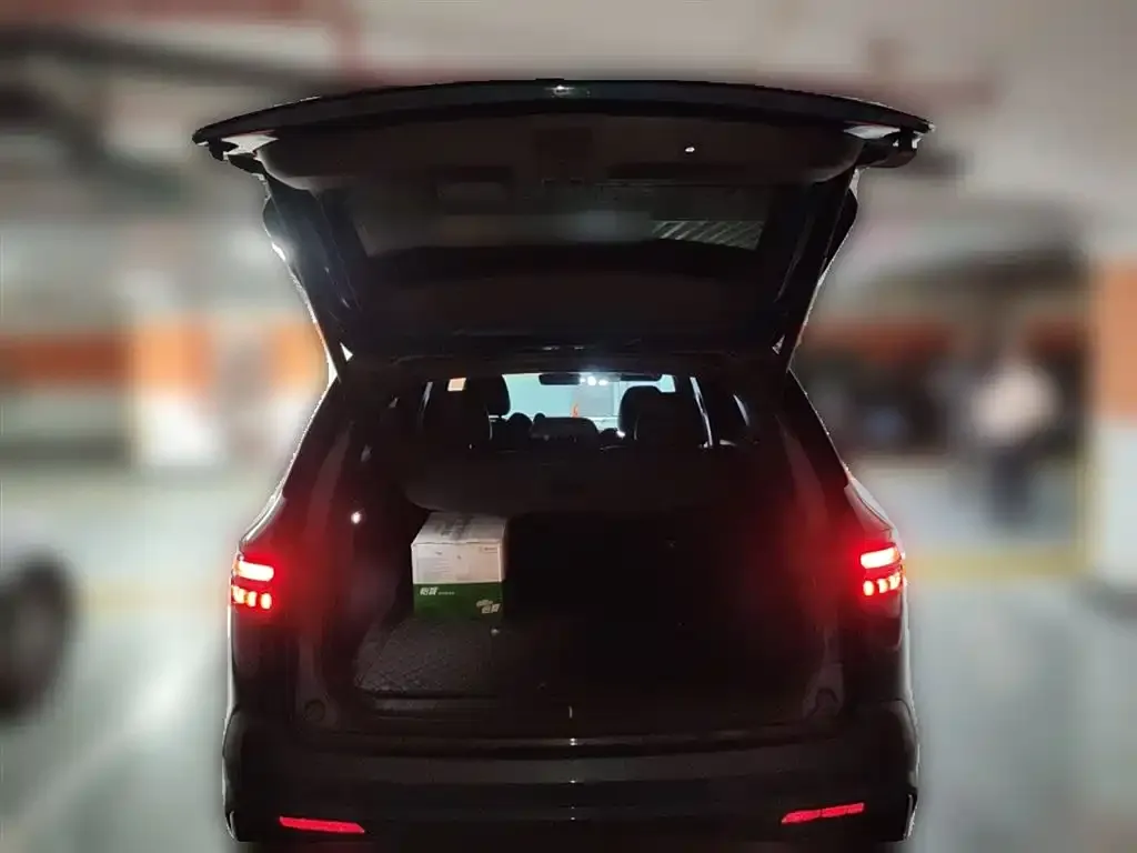 Geely Xingyue L 2022 из CN, фото 9