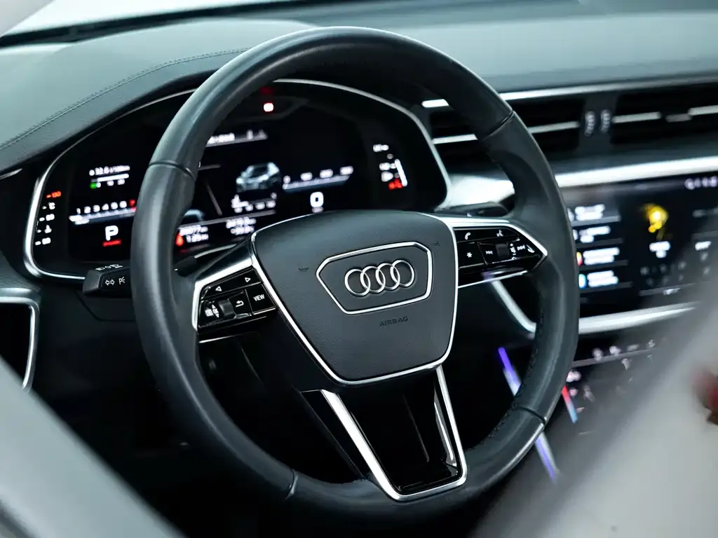 Audi A7 2024 из CN, фото 7