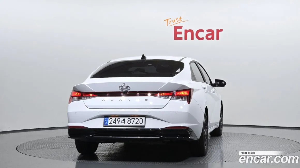 Hyundai AVANTE 2023 из KR, фото 4