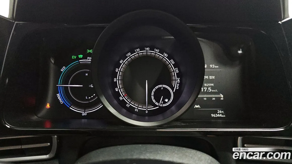 Hyundai AVANTE 2023 из KR, фото 8