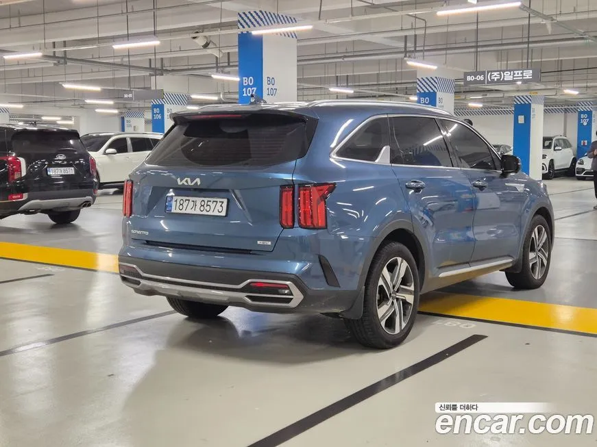 Kia Sorento 2023 из KR, фото 2