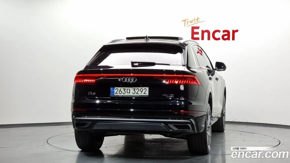 Audi Q8 2021 из KR, фото 4