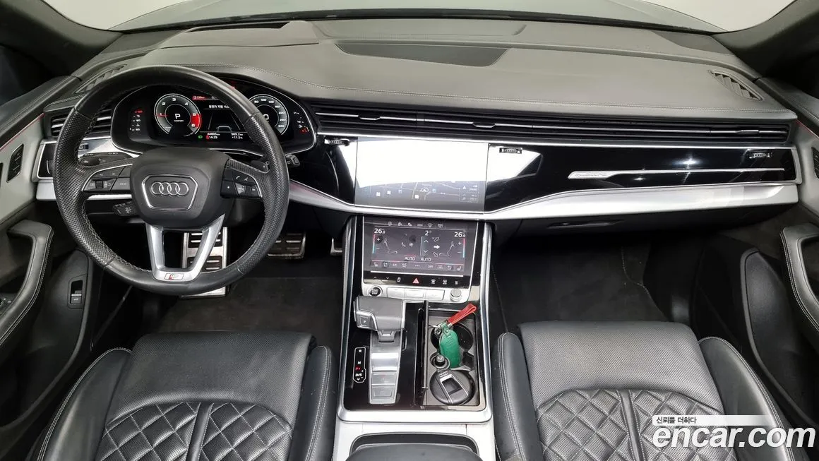 Audi Q8 2021 из KR, фото 7