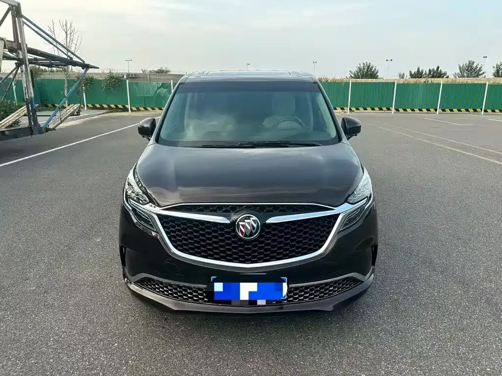 Buick GL8 2021 из CN, фото 2