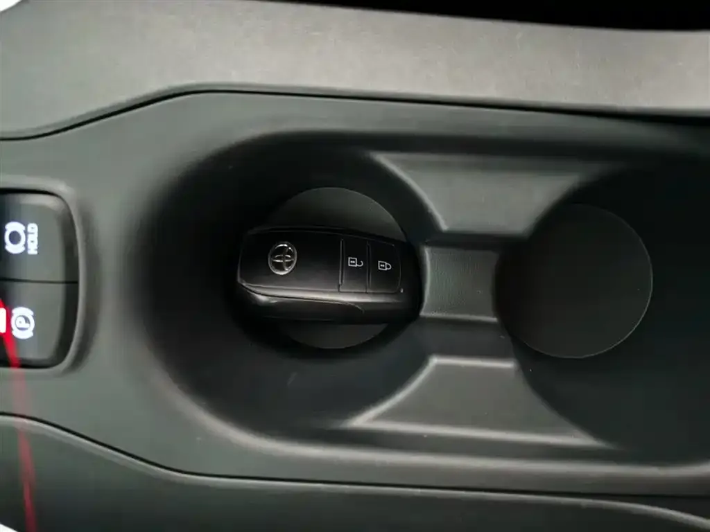 [object Object] Corolla Cross 2023 из CN, фото 9