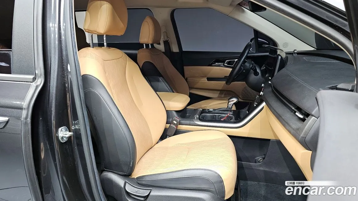 Kia Carnival — фото 10