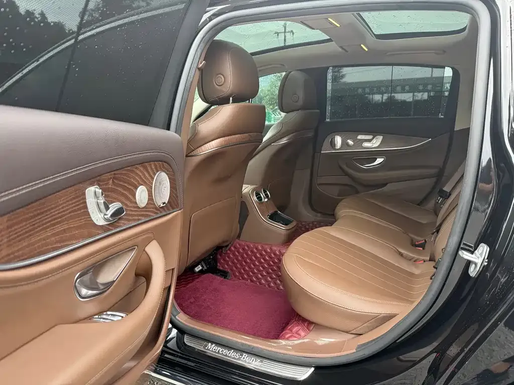 Mercedes-Benz E-Class 2021 из CN, фото 7