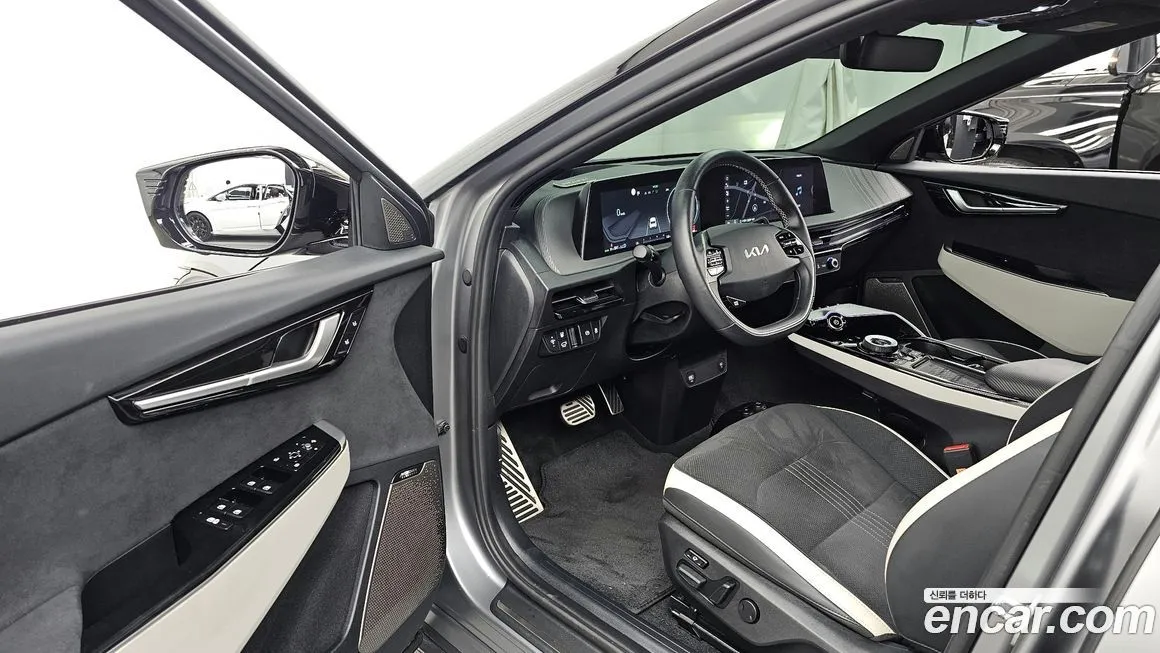 Kia EV6 2024 из KR, фото 10