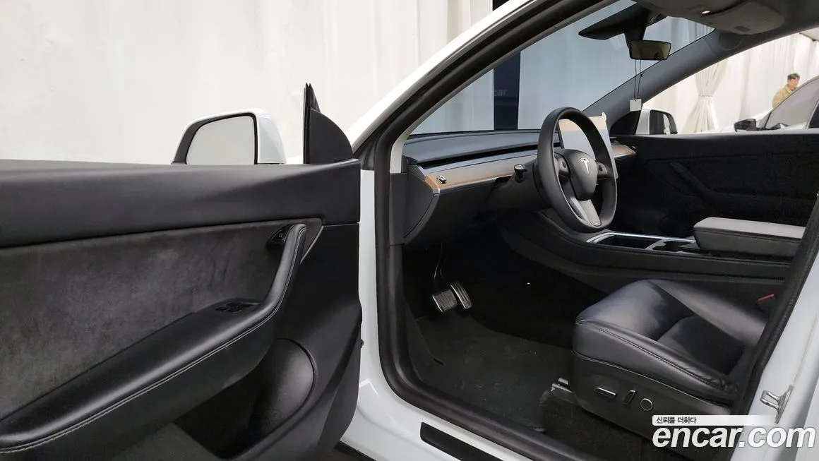 Tesla Model Y 2021 из KR, фото 10