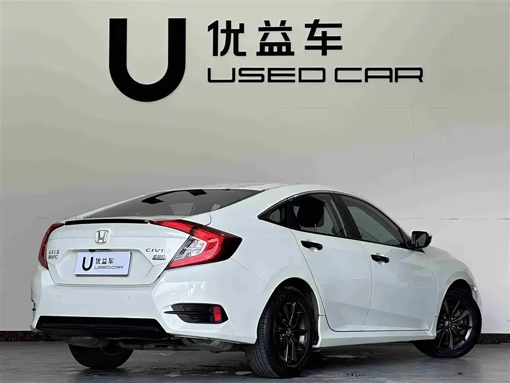 Honda Civic — фото 9