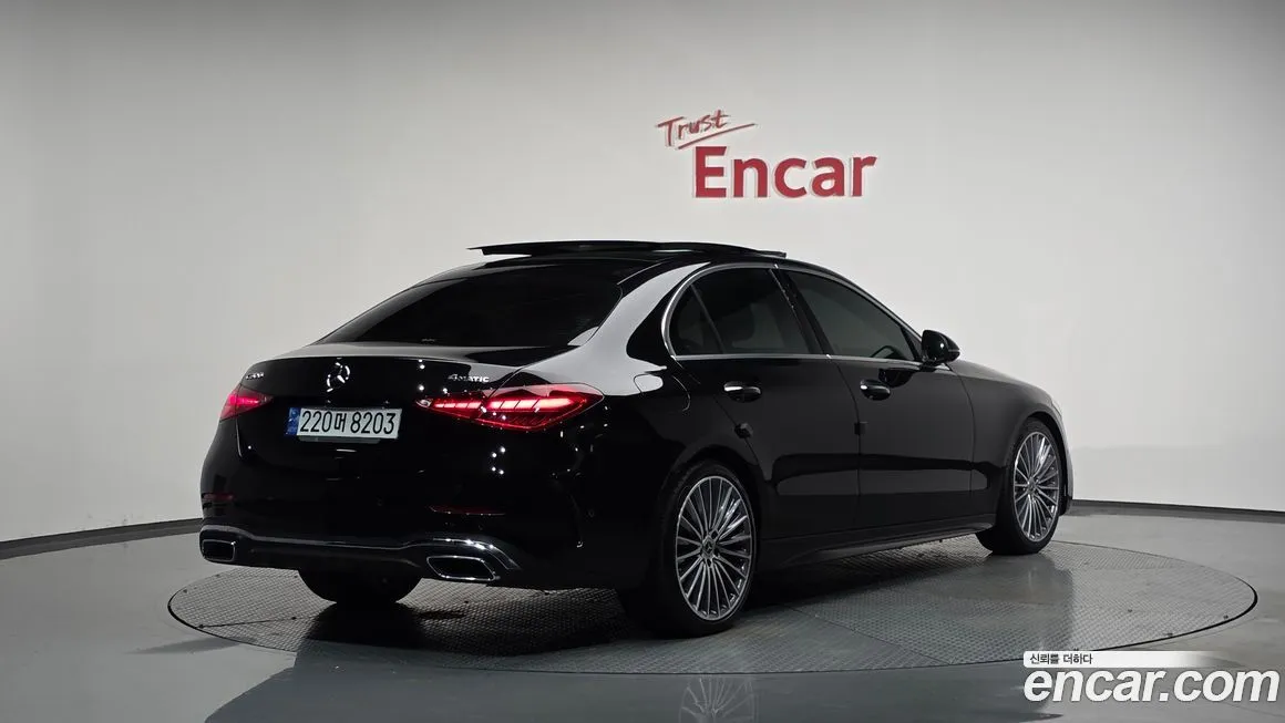 Mercedes-Benz C-Class 2023 из KR, фото 2