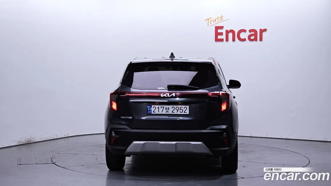 Kia Seltos 2023 из KR, фото 4