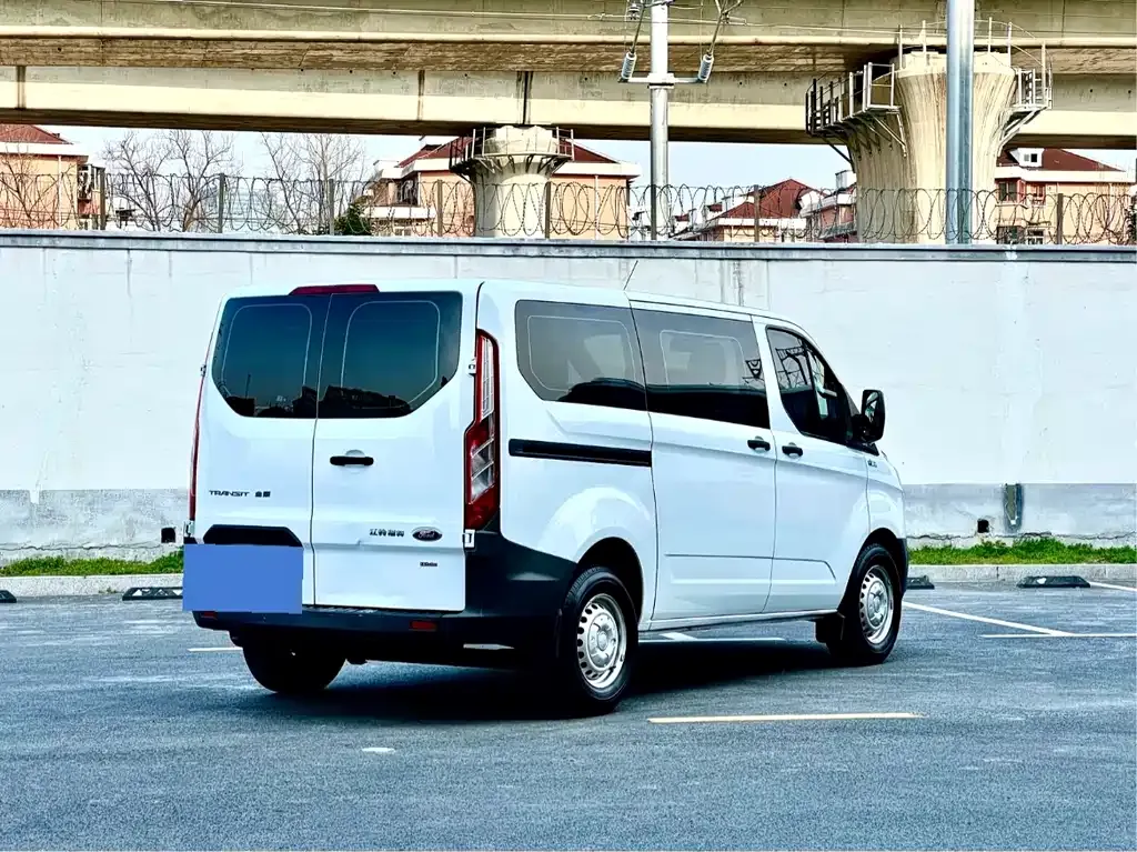 Ford Transit 2022 из CN, фото 4