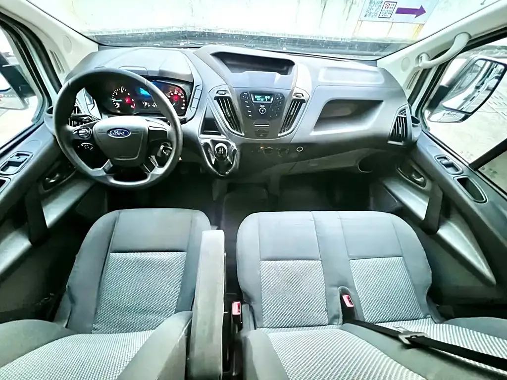 Ford Transit 2022 из CN, фото 7