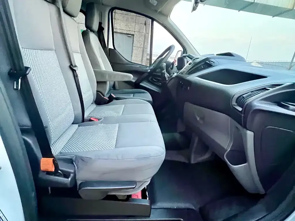 Ford Transit 2022 из CN, фото 9