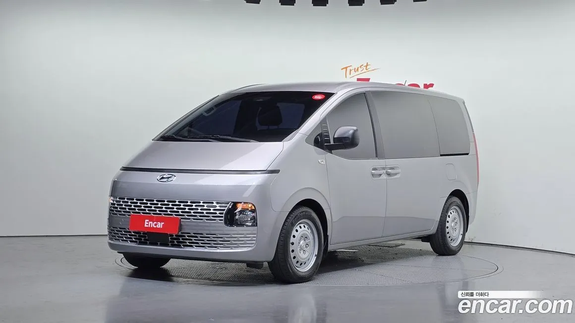 Hyundai Staria 2022 из KR, фото 1