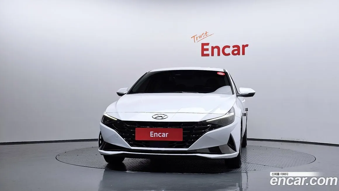 Hyundai AVANTE — фото 3