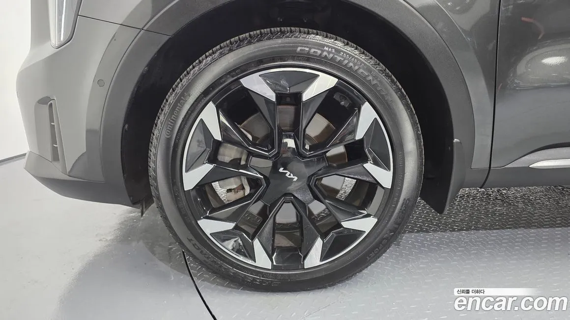 Kia Sorento — фото 5